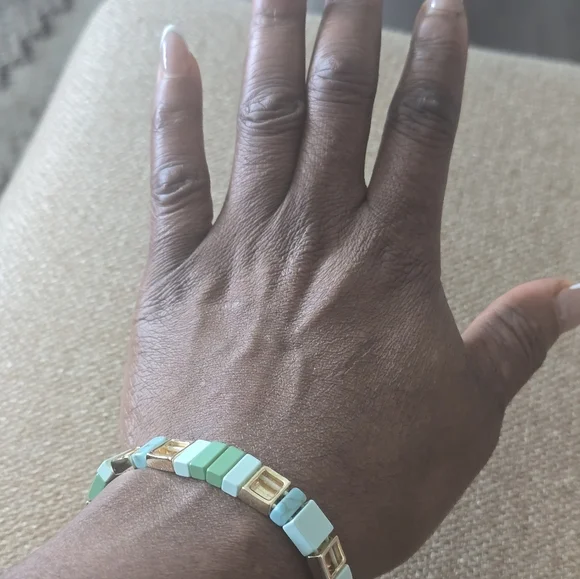 $38 Anne Klein Women Elegant Green Gold Bracelet Elastic New - Picture 2 of 8